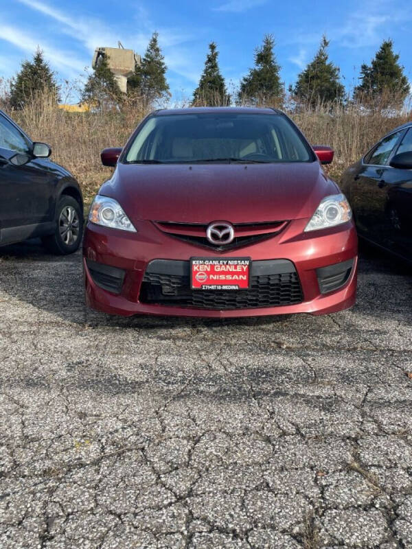 2010 Mazda MAZDA5 for sale at VENTURE MOTORS in Wickliffe OH