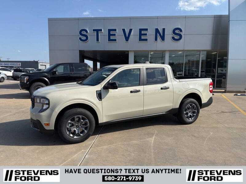 2025 Ford Maverick XLT's photo