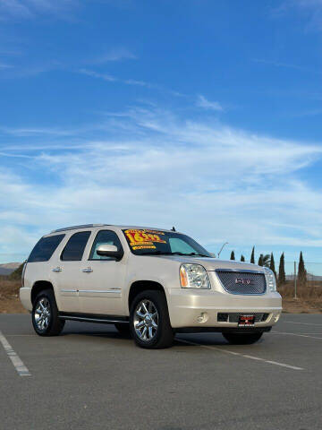 2013 GMC Yukon for sale at Valdez Auto Sales in Gonzales CA