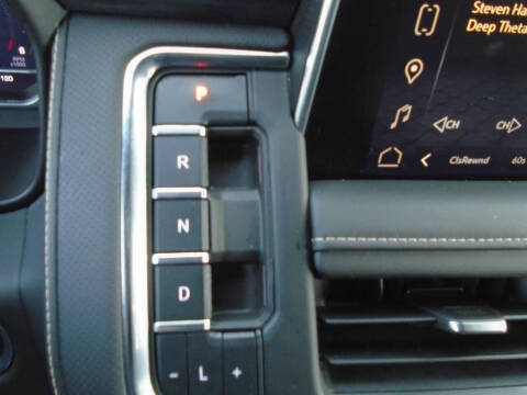 2023 GMC Yukon XL SLT