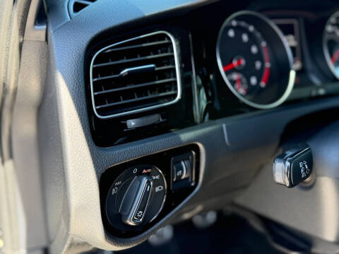 2019 Volkswagen Golf GTI Autobahn