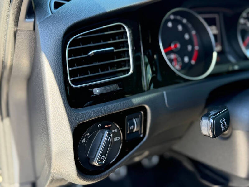 2019 Volkswagen Golf GTI Autobahn