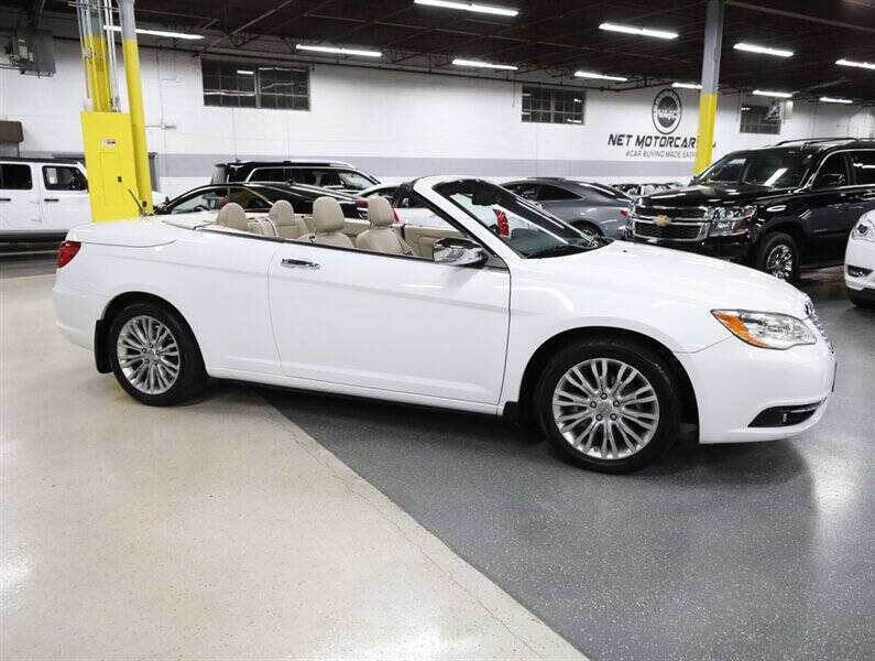 2013 Chrysler 200 Limited