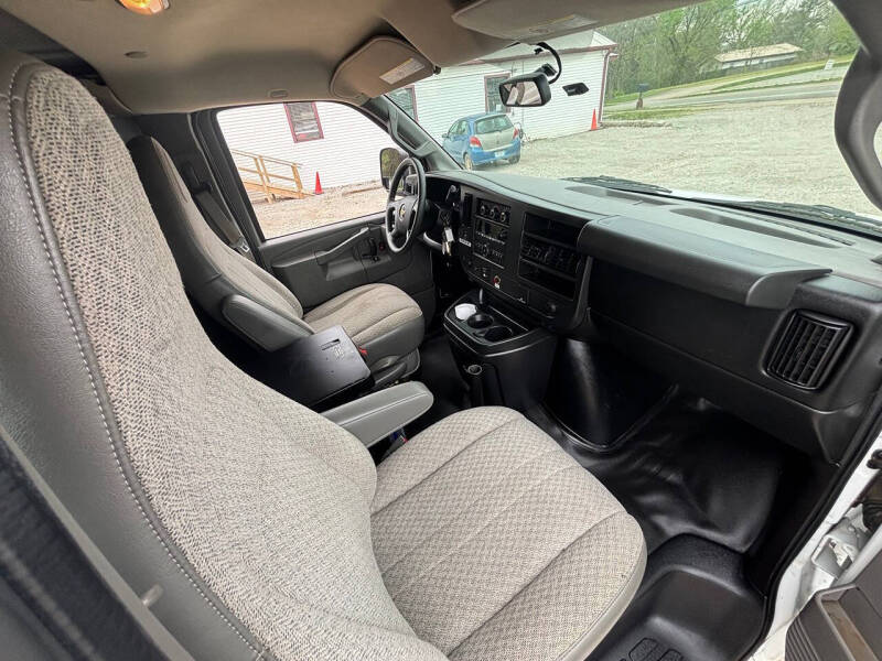 2016 Chevrolet Express 2500