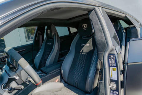 2024 Lamborghini Urus Performante