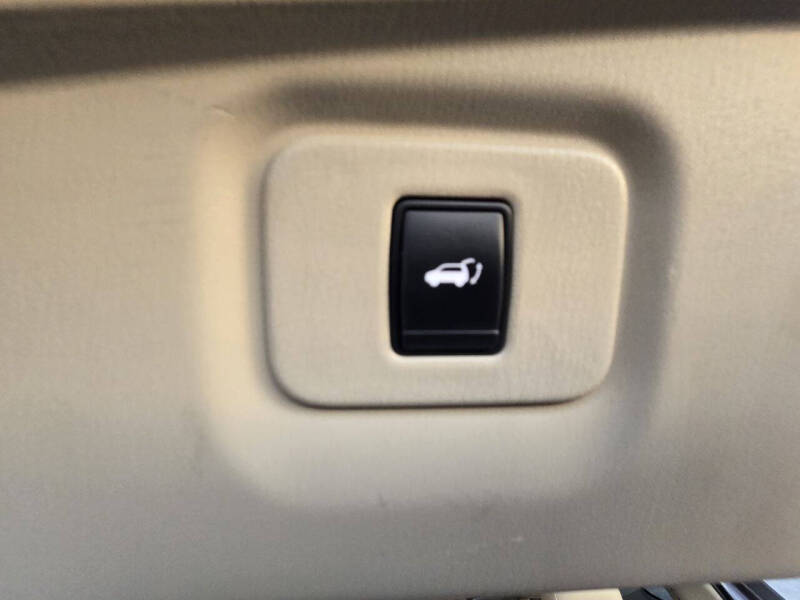 2014 Nissan Pathfinder Platinum