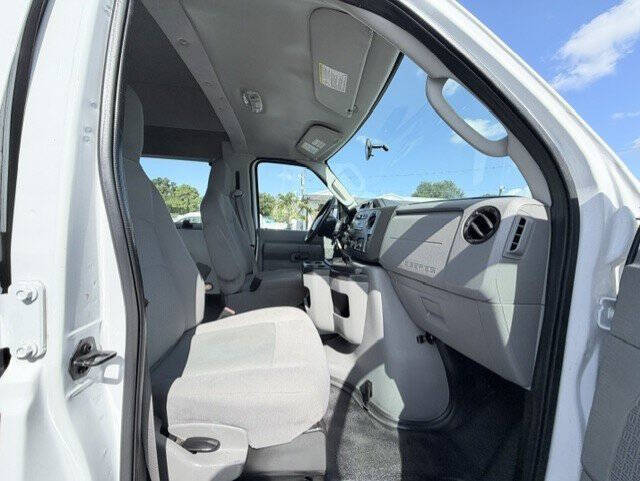 2013 Ford E-Series E-150