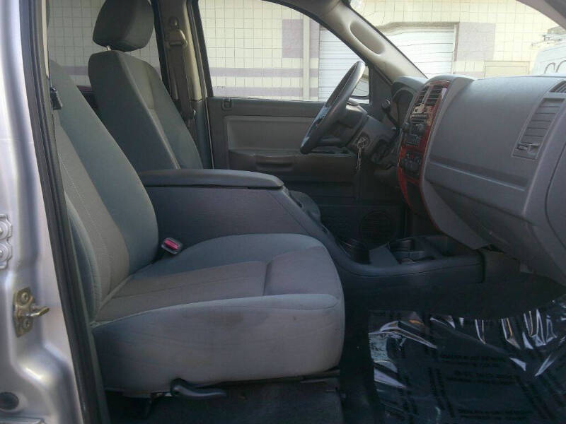 2005 Dodge Dakota SLT