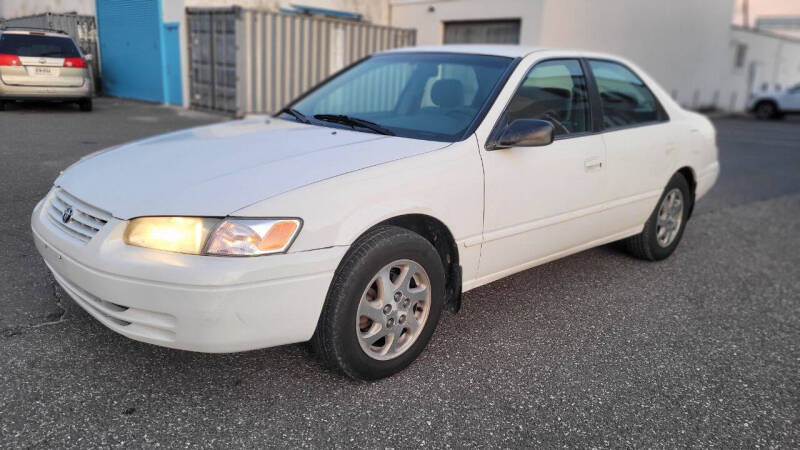 1999 Toyota Camry LE V6