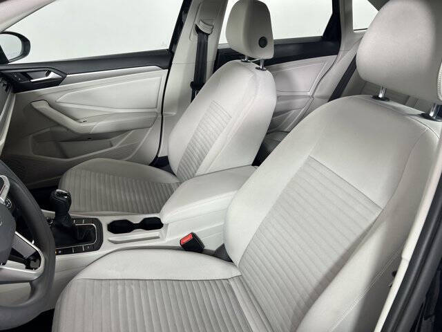 2022 Volkswagen Jetta S