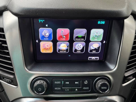 2017 Chevrolet Suburban LT