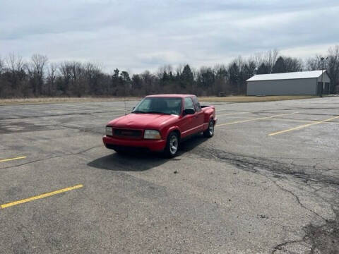 2001 GMC Sonoma for sale at Caruzin Motors in Flint MI