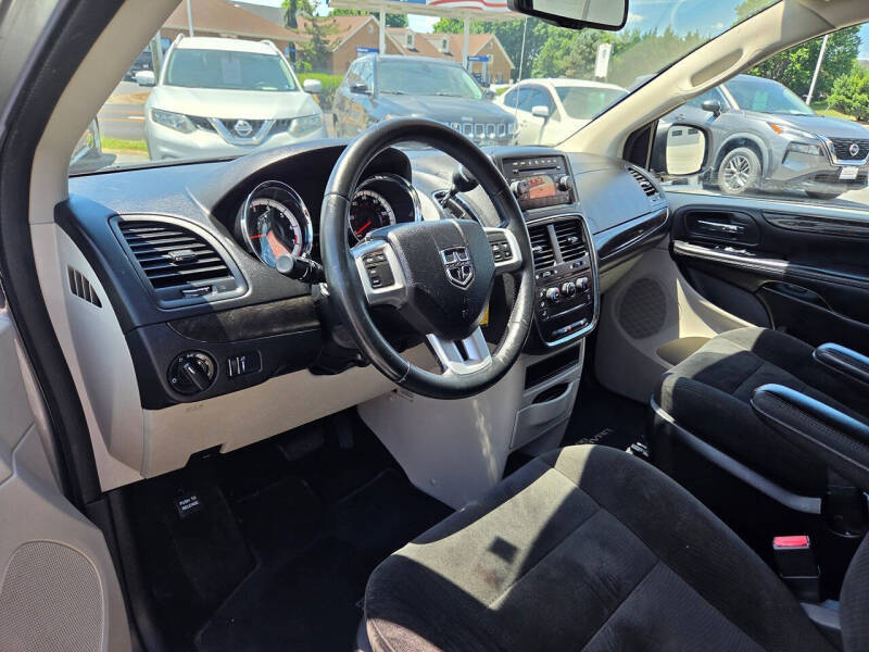 2016 Dodge Grand Caravan American Value Package