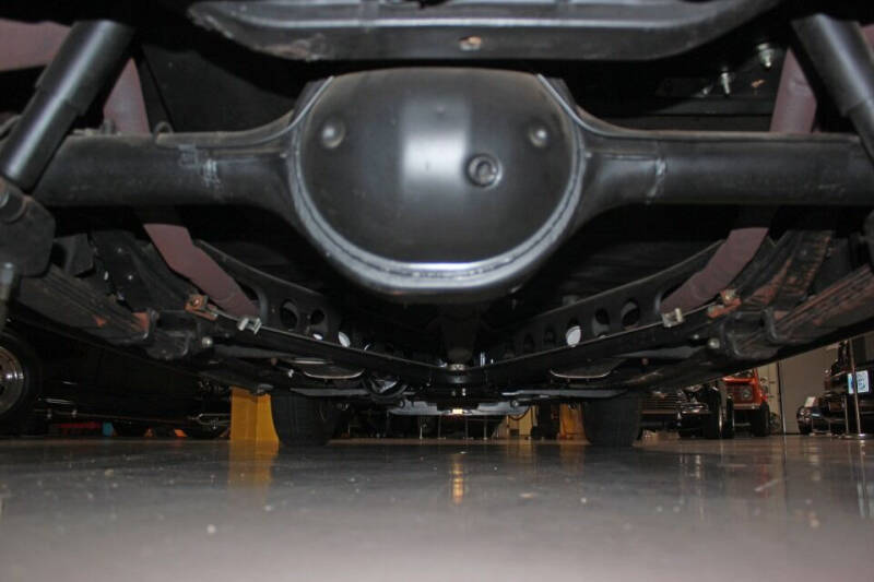 1948 Ford Super Deluxe