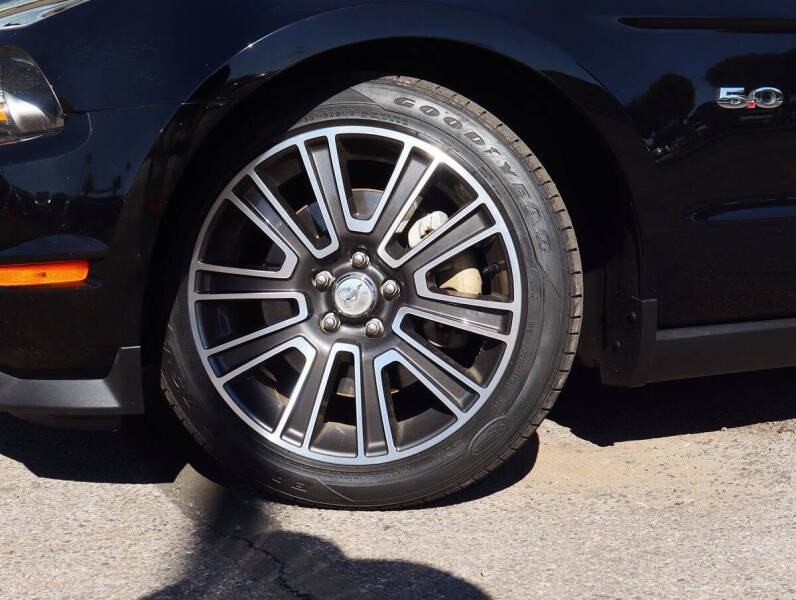 2011 Ford Mustang GT Premium