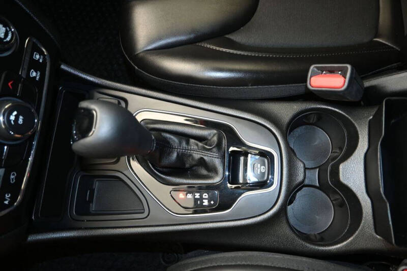 2020 Jeep Cherokee Altitude