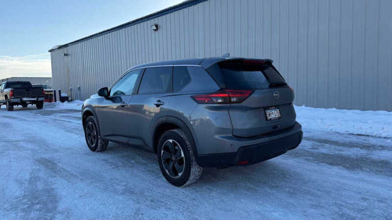 2024 Nissan Rogue SV