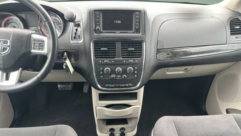 2017 Dodge Grand Caravan SE
