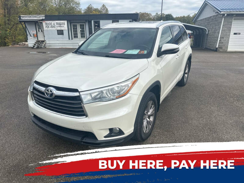 2015 Toyota Highlander XLE's photo