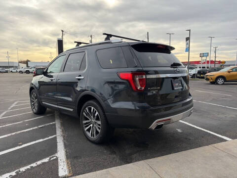 2017 Ford Explorer Platinum