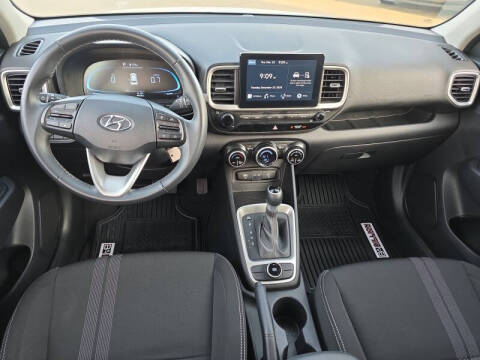 2023 Hyundai Venue SEL