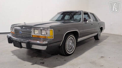 1988 Ford Crown Victoria