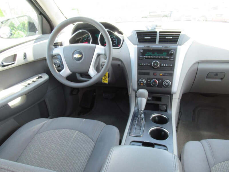 2012 Chevrolet Traverse LS