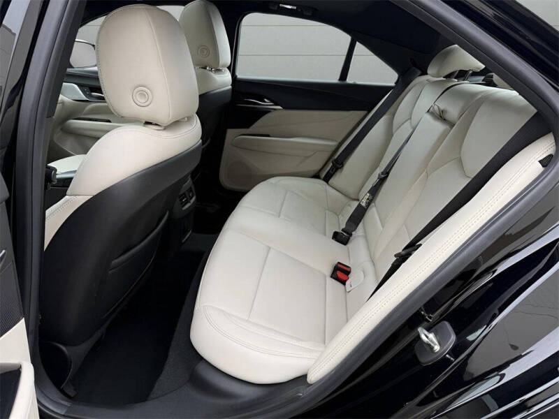 2021 Cadillac CT4 Premium Luxury