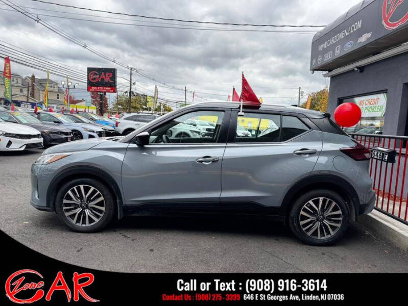 2023 Nissan Kicks SV