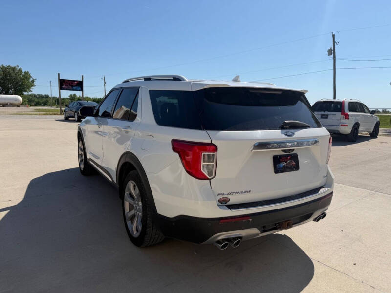 2020 Ford Explorer Platinum
