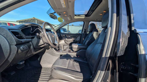 2017 Chevrolet Traverse LT