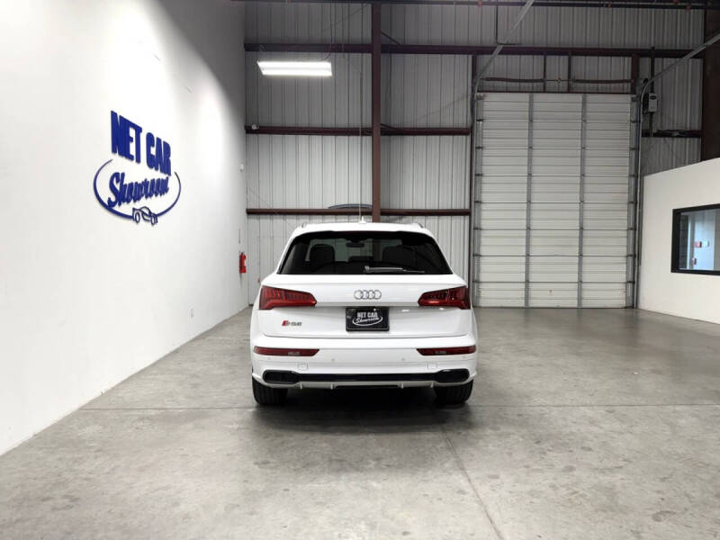 2020 Audi SQ5 3.0T quattro Prestige