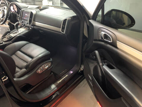 2017 Porsche Cayenne Turbo