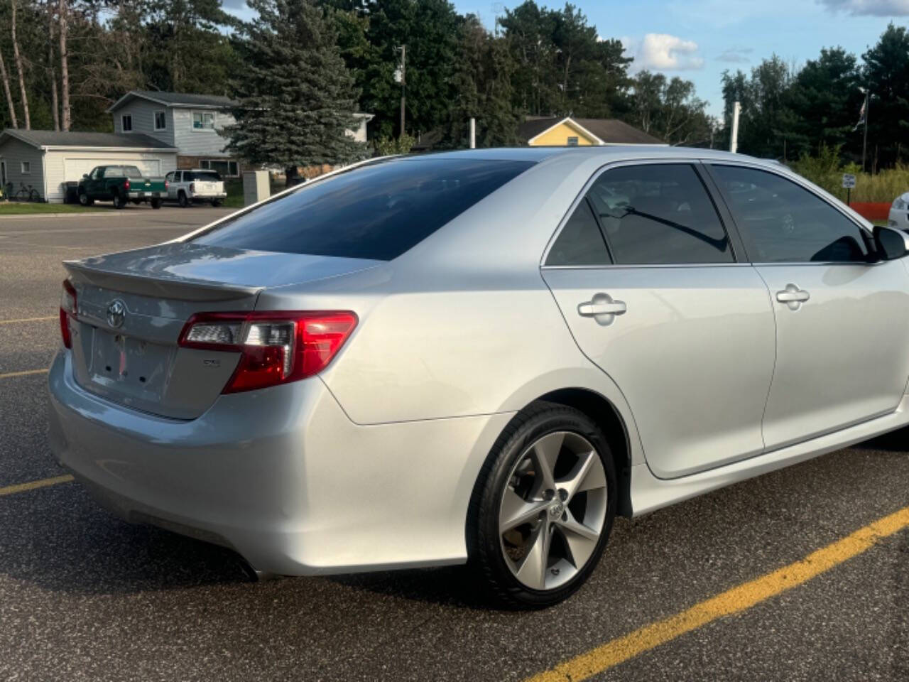 2014 Toyota Camry for sale at LUXURY IMPORTS AUTO SALES INC in Ham Lake, MN