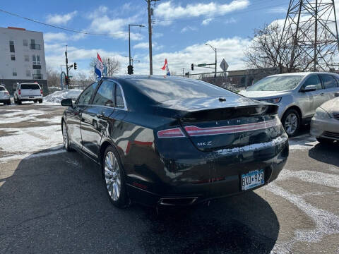 2013 Lincoln MKZ for sale at Rivera Auto Sales LLC in Saint Paul MN