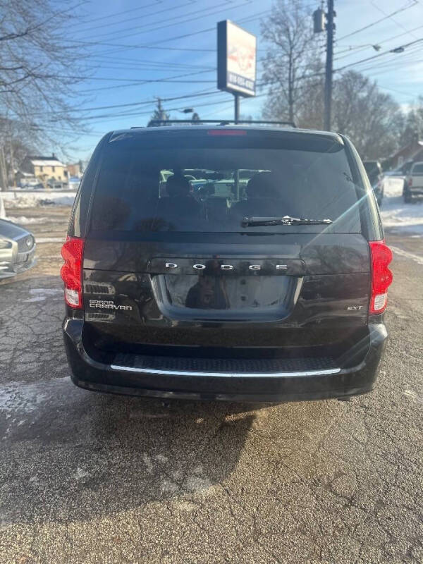 2014 Dodge Grand Caravan SE