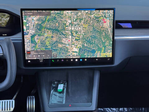2023 Tesla Model X Standard Range