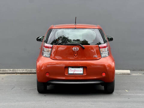 2012 Scion iQ