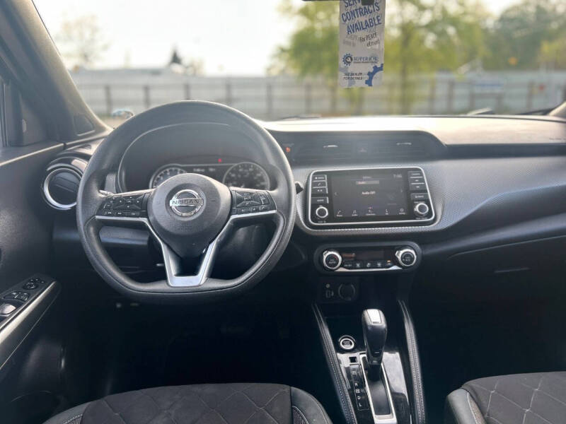 2020 Nissan Kicks SV
