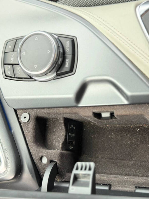 2016 BMW i8