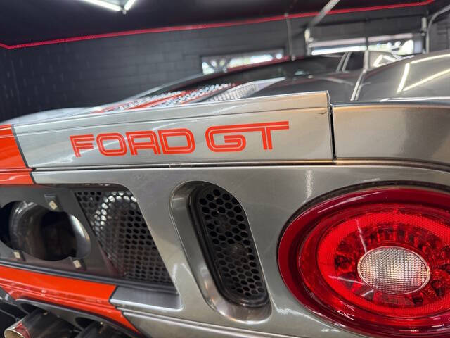2006 Ford GT