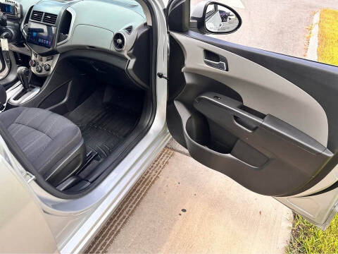 2013 Chevrolet Sonic LT Auto