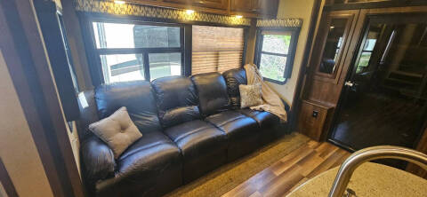 2015 Grand Design RV Momentum