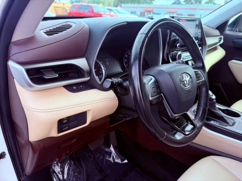 2020 Toyota Highlander XLE