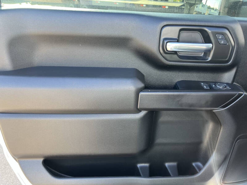 2024 GMC Sierra 2500HD Pro