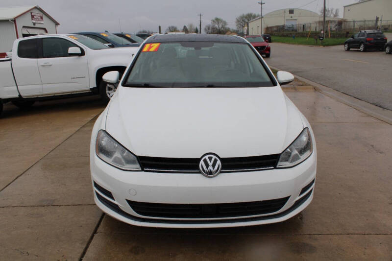 2017 Volkswagen Golf TSI S