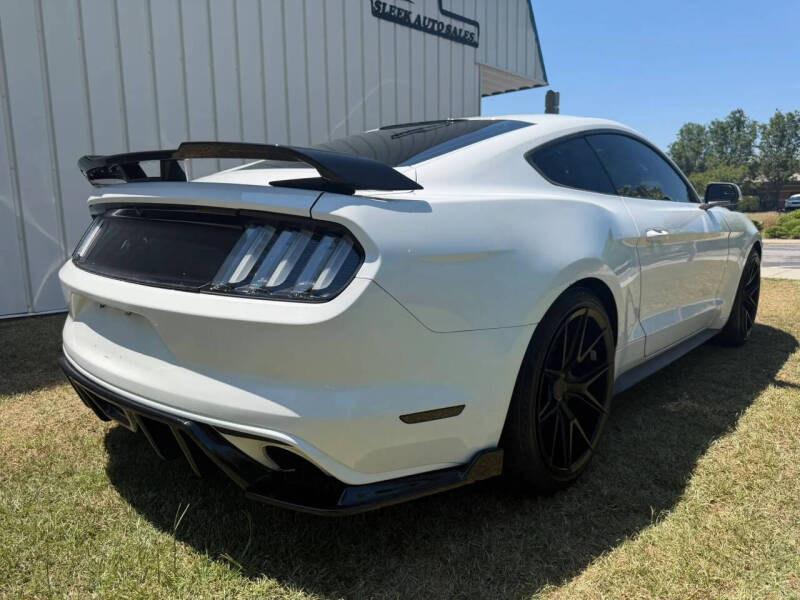 2016 Ford Mustang V6