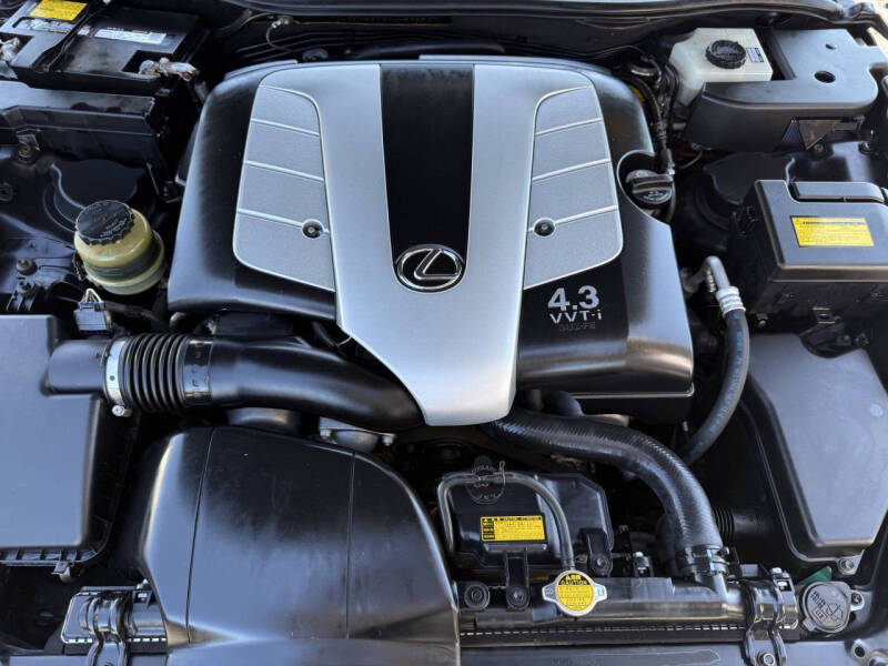 2004 Lexus SC 430