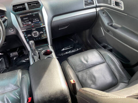 2014 Ford Explorer Sport