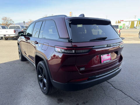 2023 Jeep Grand Cherokee Altitude